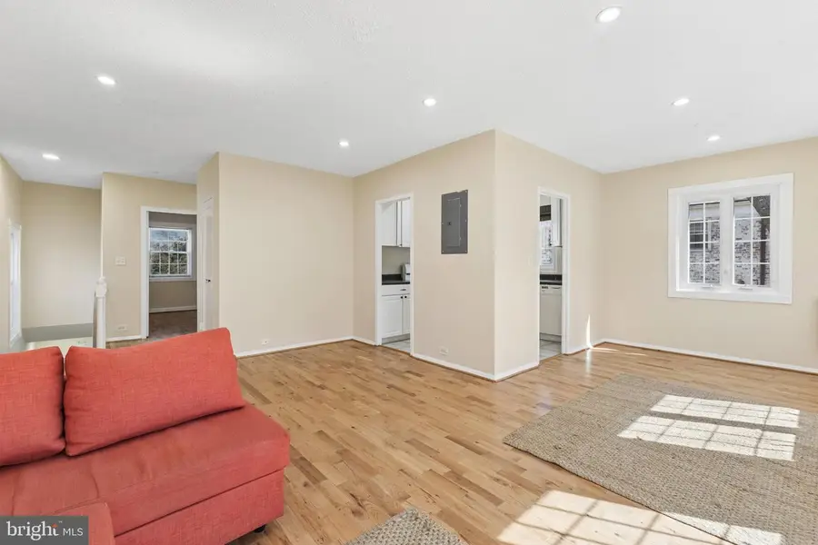 1024 Valley Dr #604, Alexandria, VA 22302 - #3