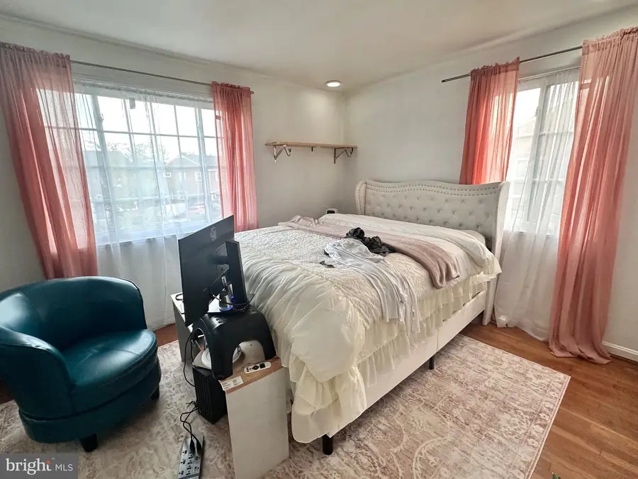 27 Garden Dr, Alexandria, VA 22304 - #3