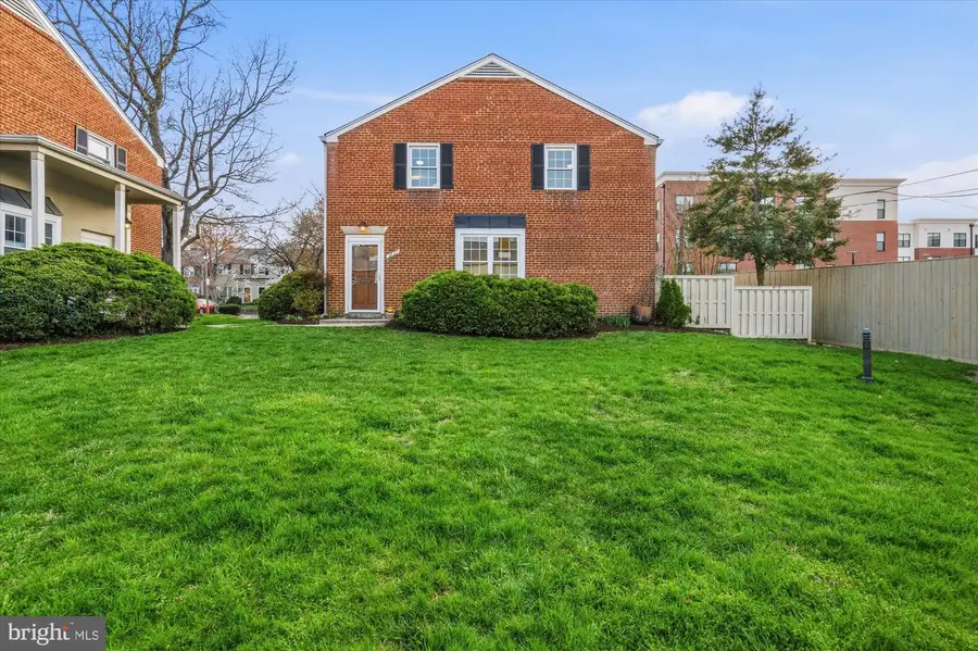 3827 Ingalls Ave, Alexandria, VA 22302 - #2