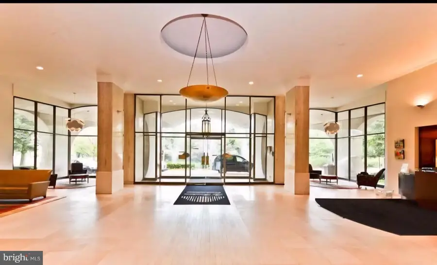 301 N Beauregard St #203, Alexandria, VA 22312 - #2