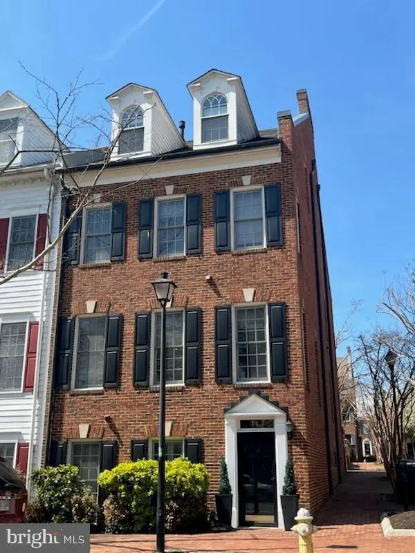 414 N Royal St, ALEXANDRIA, VA 22314