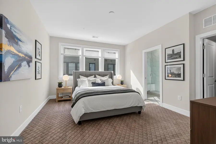 402 Stabler Ln, Alexandria, VA 22304 - #2