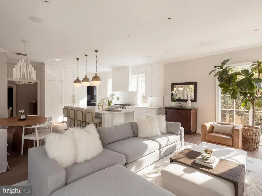 1704 Russell Rd, Alexandria, VA 22301 - #3