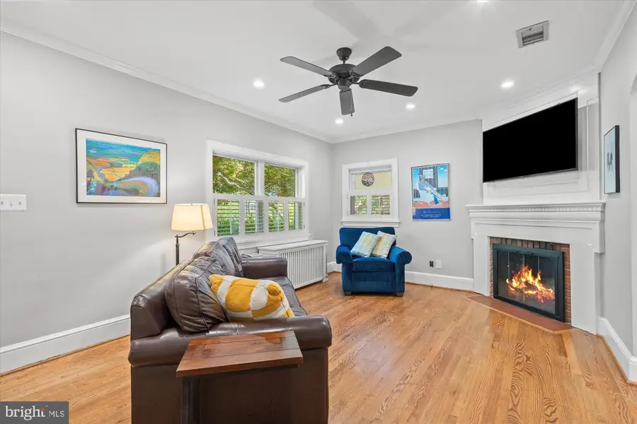 3610 Norris Pl, Alexandria, VA 22305 - #3