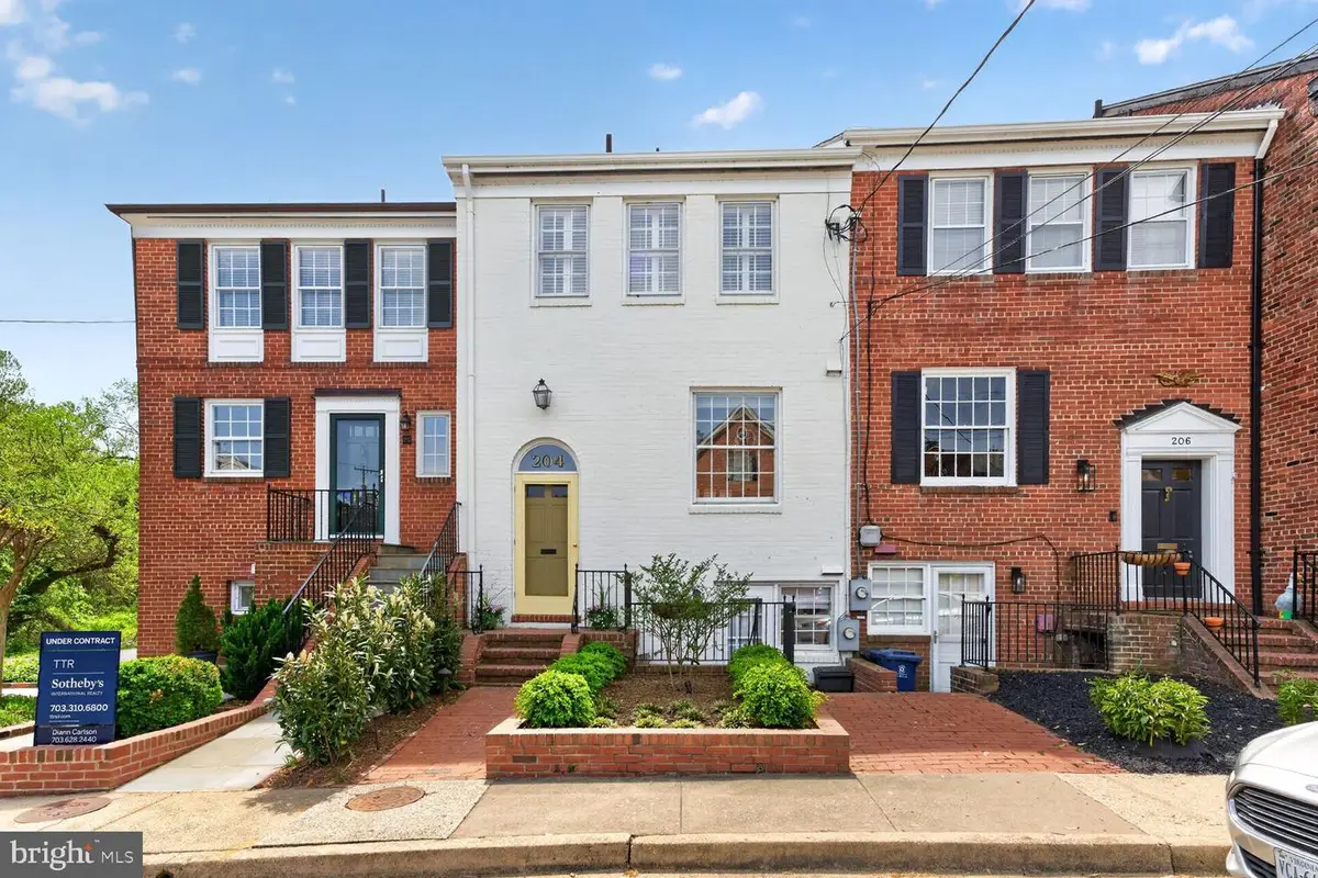 204 Green St, Alexandria, VA 22314 - #1