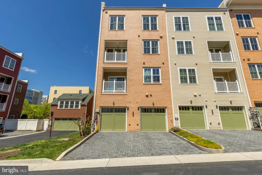 619 Mckenzie Ave #102, Alexandria, VA 22301 - #3