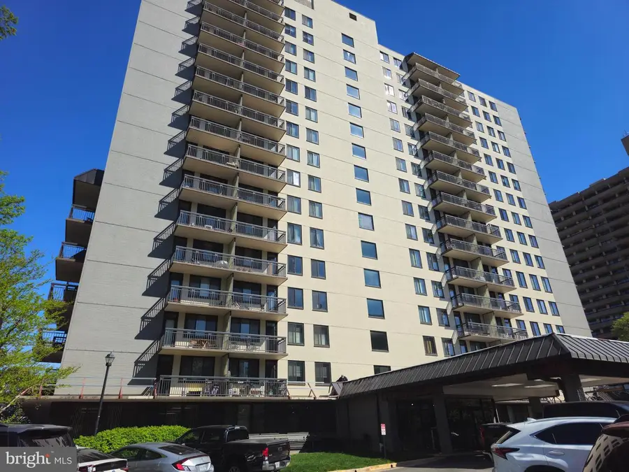 801 N Pitt St #803, Alexandria, VA 22314 - #2