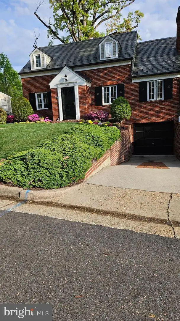 809 Enderby Dr, Alexandria, VA 22302 - #2