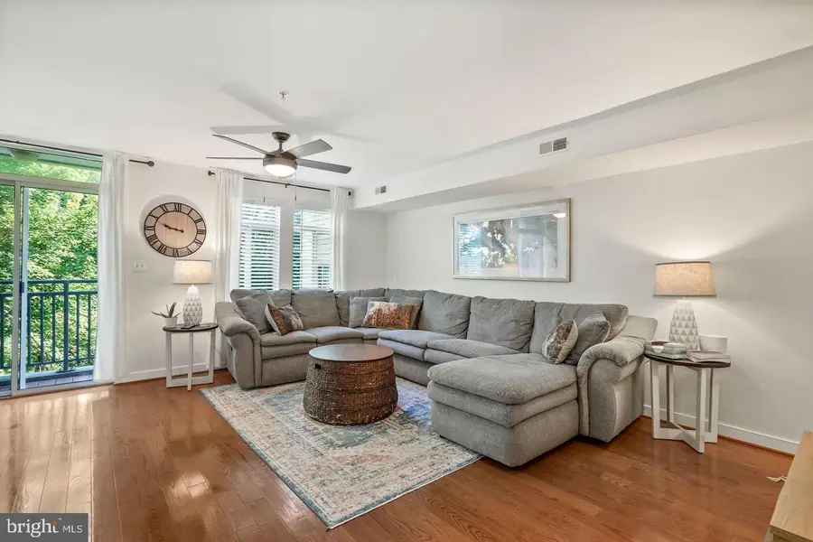 6327 Stevenson Ave #d, Alexandria, VA 22304 - #2