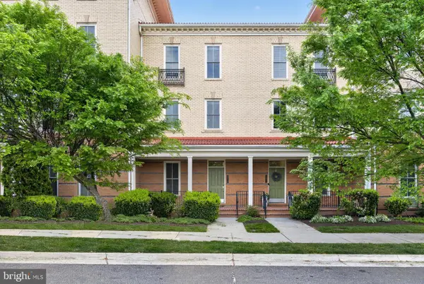 2413 Conoy St, ALEXANDRIA, VA 22301