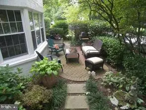 3413 Valley Dr, Alexandria, VA 22302 - #3