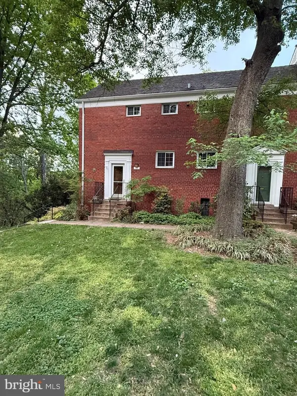 1517 Mount Eagle Pl, ALEXANDRIA, VA 22302