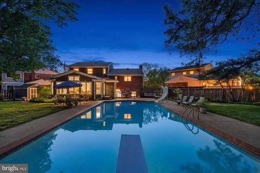 2905 Maplewood Pl, Alexandria, VA 22302 - #3