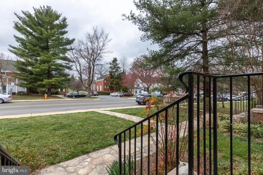 3307 Martha Custis Dr, Alexandria, VA 22302 - #3