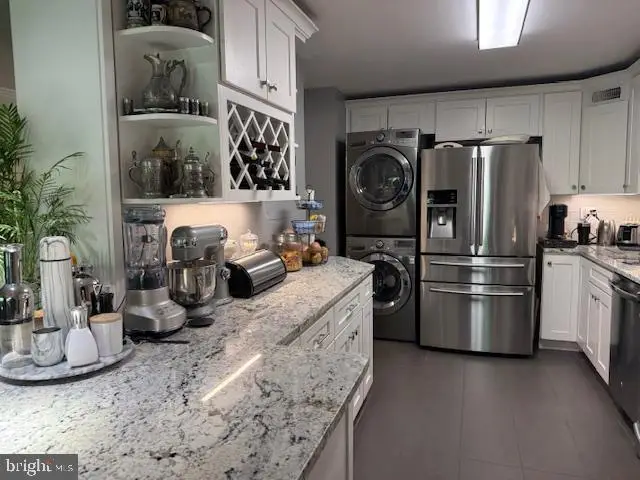 203 Yoakum Pkwy #711, Alexandria, VA 22304 - #2