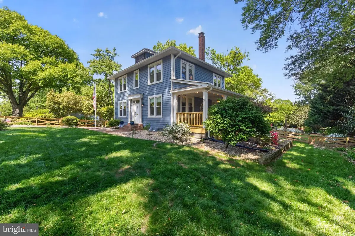 805 N Quaker Ln, Alexandria, VA 22302 - #1