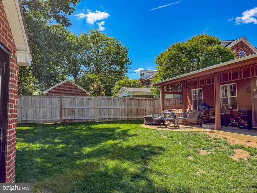 10 W Oak St, Alexandria, VA 22301 - #2