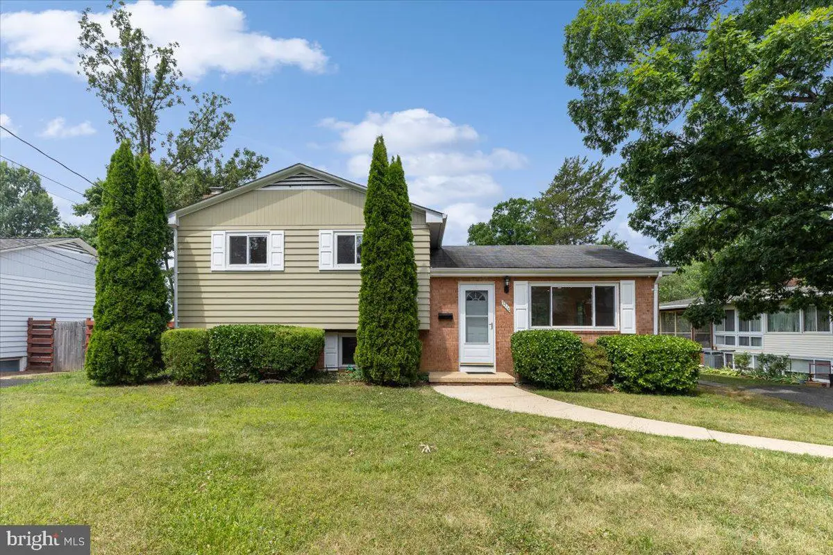2510 N Shelley St, Alexandria, VA 22311 - #1