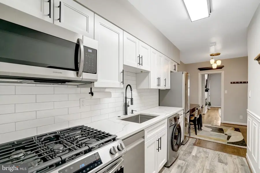 5 Russell Rd #a, Alexandria, VA 22301 - #3