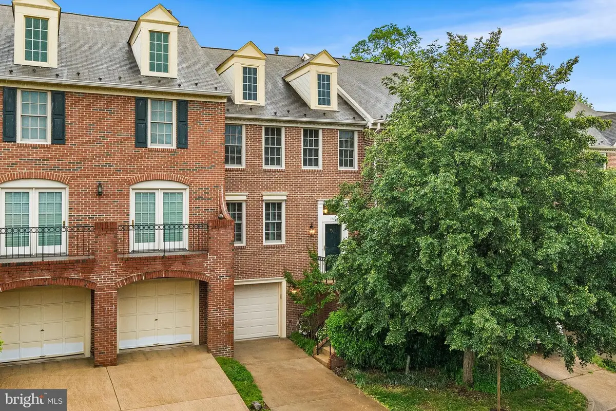 1132 Quaker Hill Ct, Alexandria, VA 22314 - #1