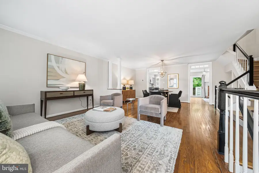 1132 Quaker Hill Ct, Alexandria, VA 22314 - #2