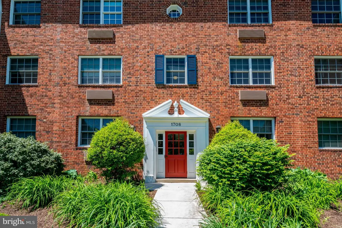 1708 W Abingdon Dr #301, Alexandria, VA 22314 - #1