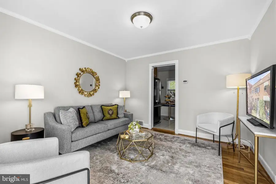 1735 Cameron St, Alexandria, VA 22314 - #3