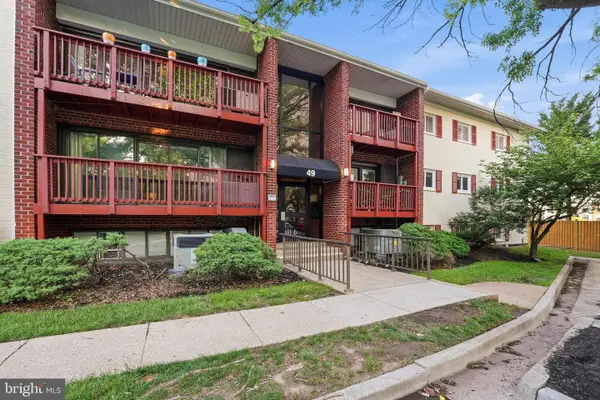 49 Skyhill Rd #204, ALEXANDRIA, VA 22314