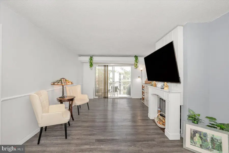 60 S Van Dorn St #511, Alexandria, VA 22304 - #3