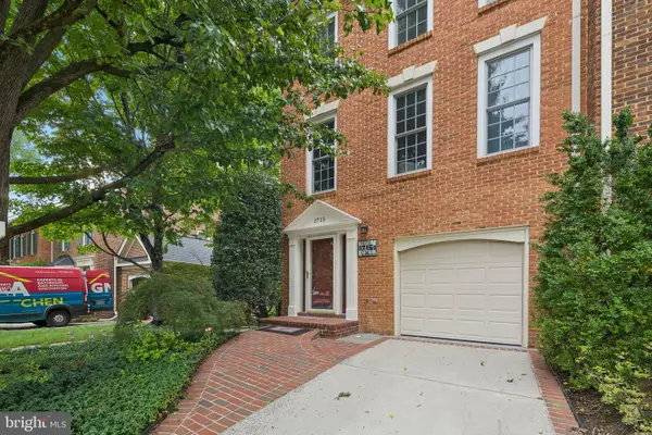 1715 Dogwood Dr, ALEXANDRIA, VA 22302