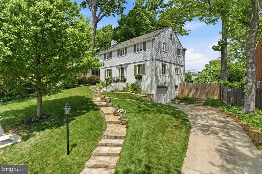 805 Chalfonte Dr, Alexandria, VA 22305 - #2