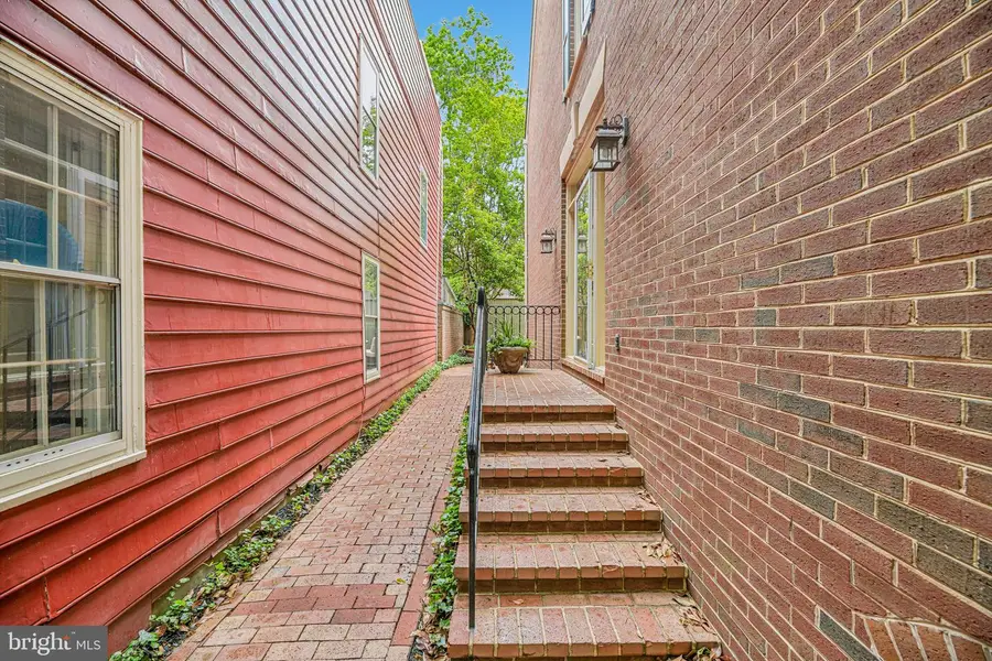 428 S Fairfax St, Alexandria, VA 22314 - #3