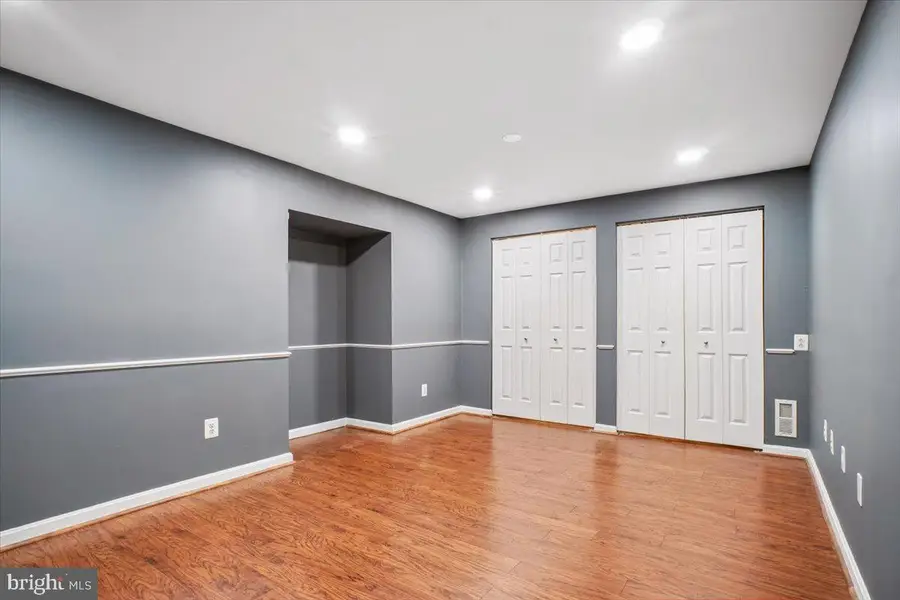 27 S Floyd St, Alexandria, VA 22304 - #3