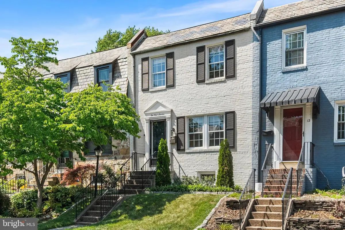 10 E Linden St, Alexandria, VA 22301 - #1