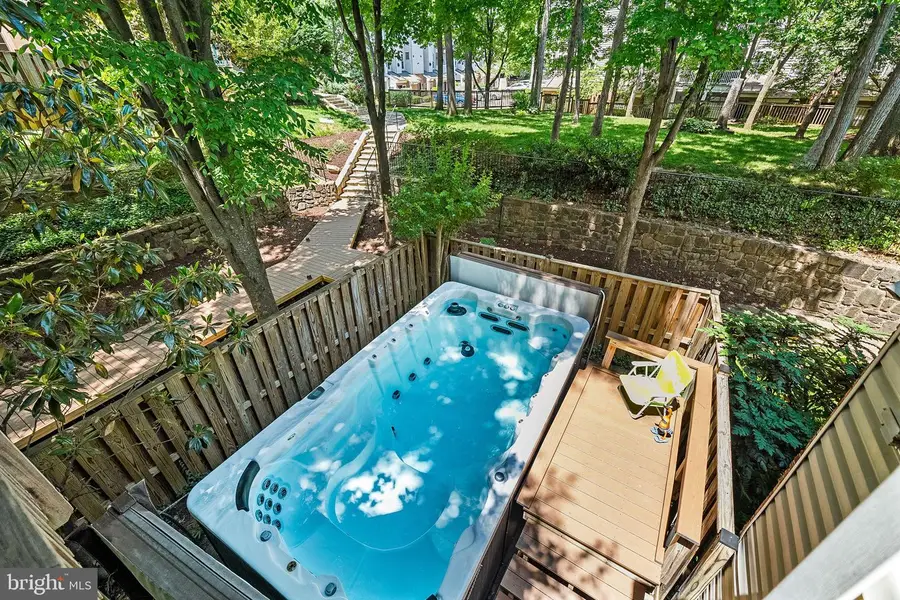 4648 Lambert Dr, Alexandria, VA 22311 - #2