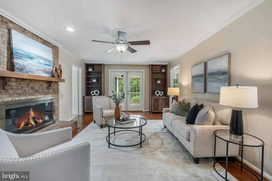 4031 Ellicott St, Alexandria, VA 22304 - #3
