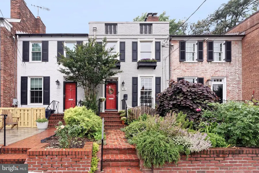 719 S Royal St, Alexandria, VA 22314 - #2