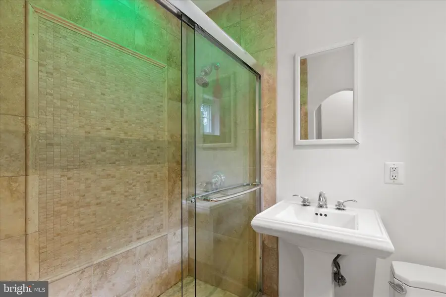 3498 Martha Custis Dr #317, Alexandria, VA 22302 - #2