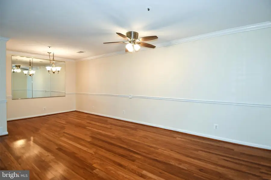 240 S Reynolds St S #113, Alexandria, VA 22304 - #2