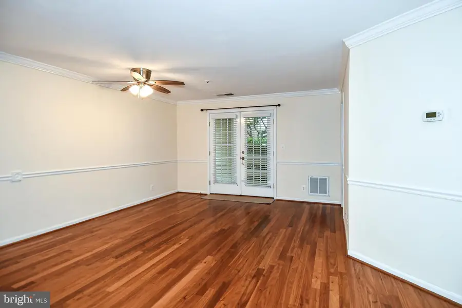240 S Reynolds St S #113, Alexandria, VA 22304 - #3