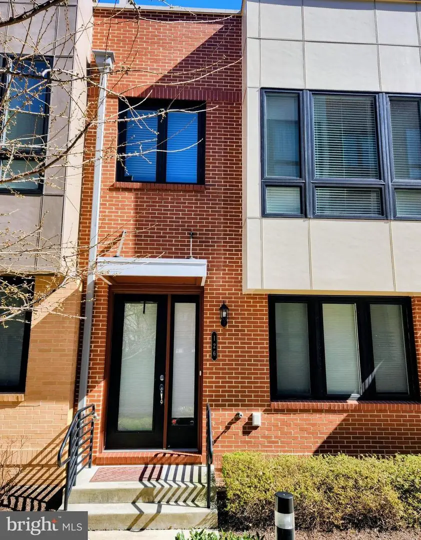 126 Cambria Walk, Alexandria, VA 22304 - #1