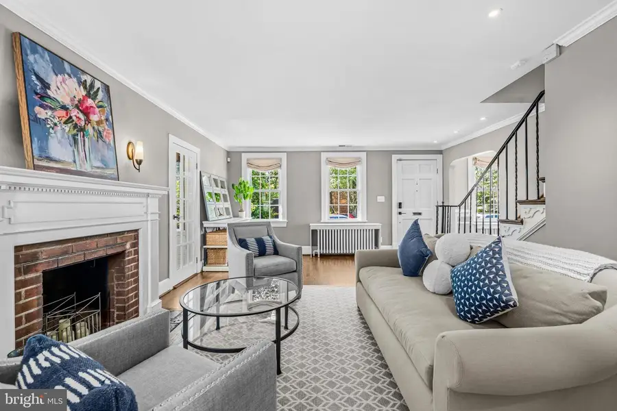 1 W Mason Ave, Alexandria, VA 22301 - #2