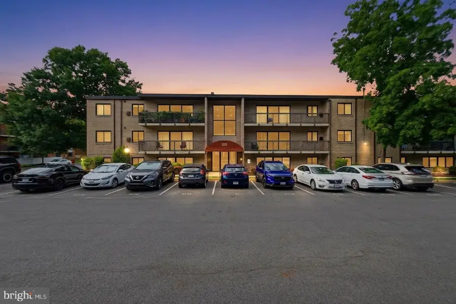 3222 S 28th St #402, Alexandria, VA 22302 - #3