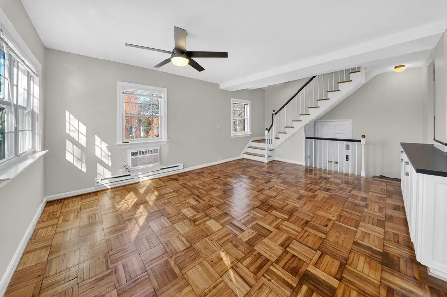 1103 Beverley Dr, Alexandria, VA 22302 - #2