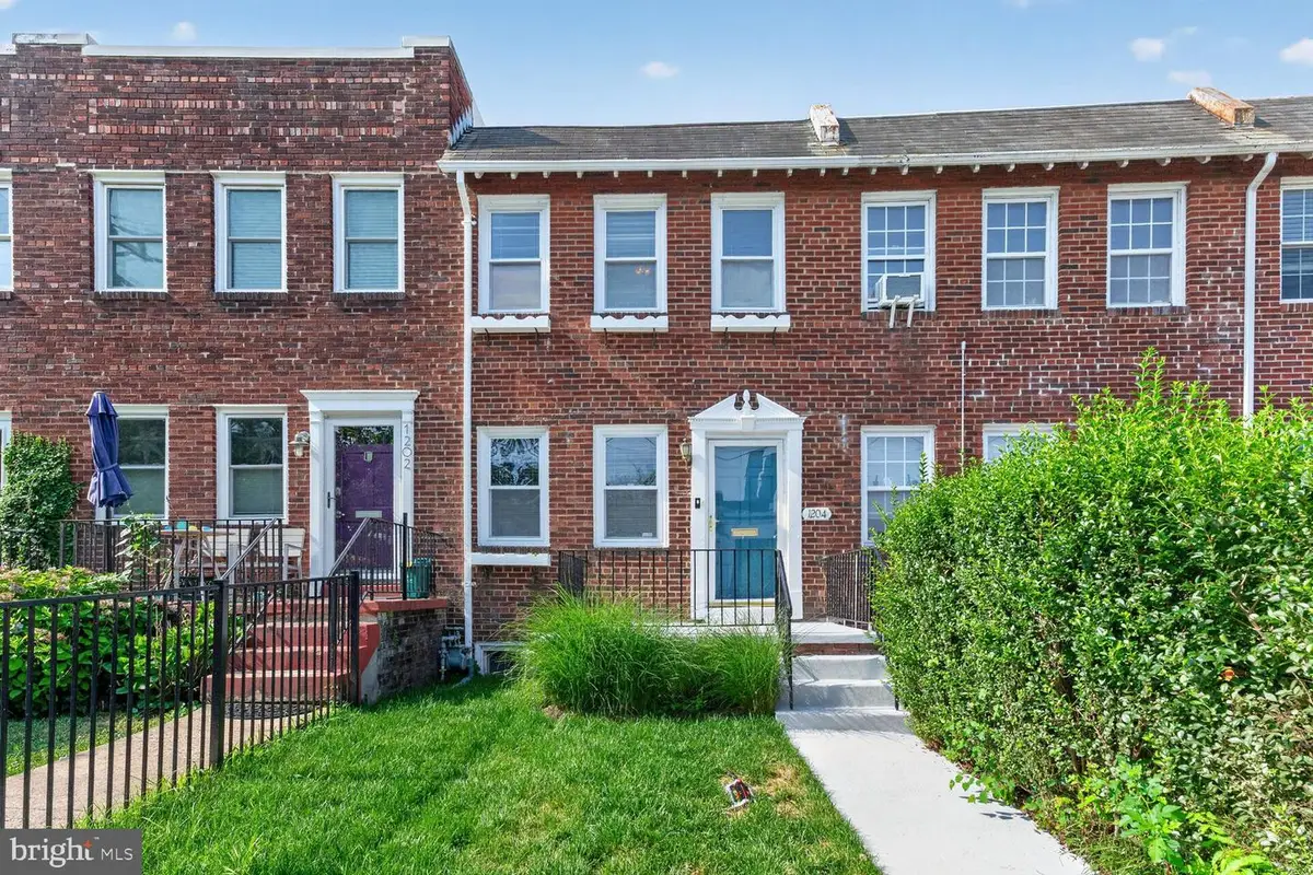 1204 Oronoco St, Alexandria, VA 22314 - #1