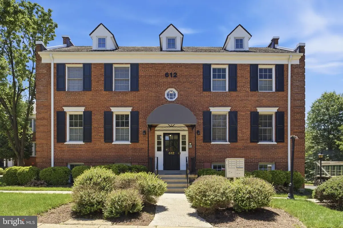 612 Bashford Ln #1222, Alexandria, VA 22314 - #1
