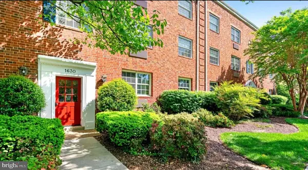 1630 W Abingdon Dr #302, ALEXANDRIA, VA 22314