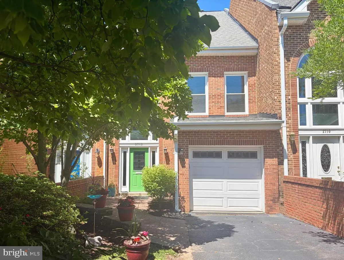 2712 Kenwood Ave, Alexandria, VA 22302 - #1