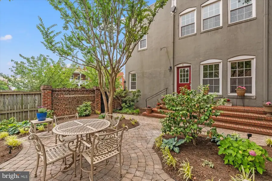 539 S Columbus St, Alexandria, VA 22314 - #2