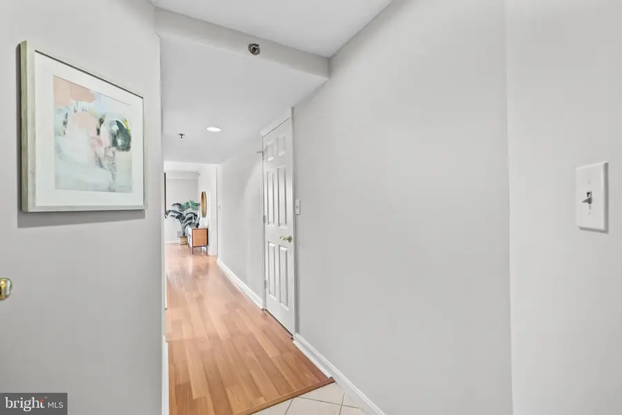 610 N West St #406, Alexandria, VA 22314 - #3